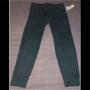 Old Navy Leggings Pants Joggers Exercise womens sz M Mid-Rise Go-Dry Running NEW